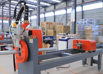 Лазерный станок для резки круглых и профильных труб ST 15-120 1500W - st-e.info - Тамбов